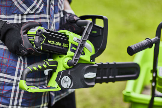 Greenworks G40CS30II Gasoline Chainsaw 2.6kg with 30cm Blade and Easy Start