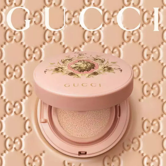 Gucci Компактен Cushion Фон дьо тен SPF20 Цвят 05