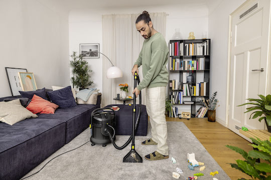 Karcher SE 4 Go!Further Σκούπα Υγρών / Στερεών 1000W με Πλαστικό Κάδο 4lt