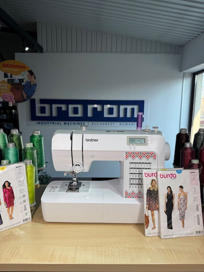 Brother Conventional Sewing Machine RO40LE