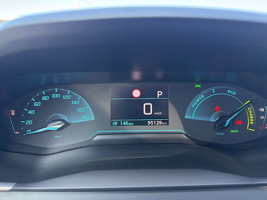 Peugeot 2008 e- Allure (OBC 7,4 kW) '21