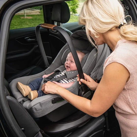 Nuna Pipa Next Καθισματάκι Αυτοκινήτου i-Size με Isofix Caviar