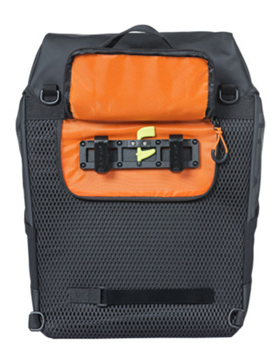 Basil Miles Tarpaulin Rack Bag for Bicycle 17L DD194417