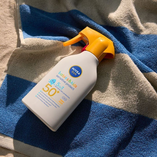 Nivea Sun Babies & Kids Sensitive Protective SPF50+ Αδιάβροχο Βρεφικό Αντηλιακό Spray για Πρόσωπο & Σώμα 250ml
