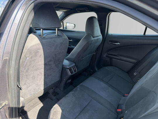 Lexus UX 250h FWD Business '22