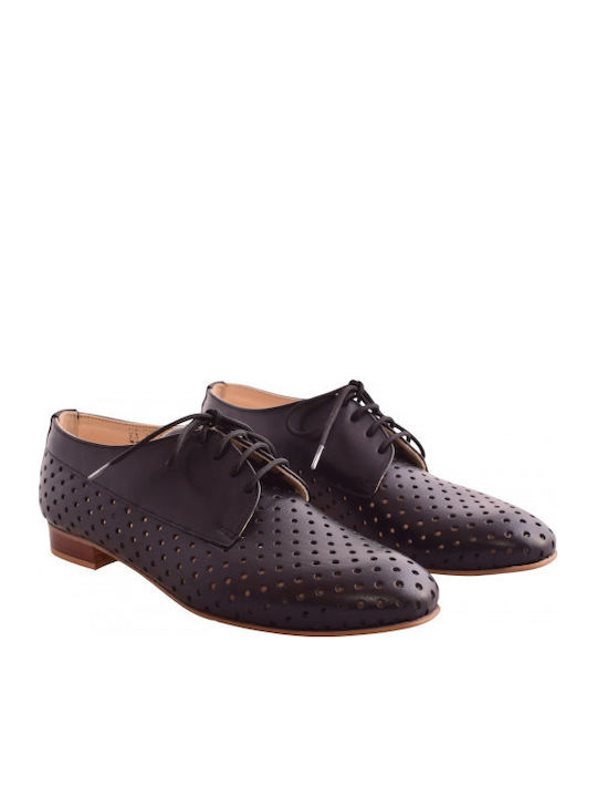 Women's Oxfords in Black Colour