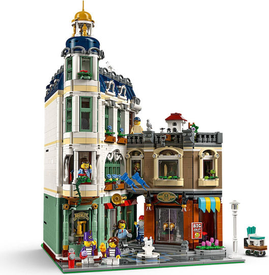 LEGO Icons Shopping Street За 18+ Години 3456 Бройки