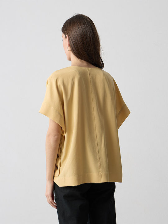 Women's Short Sleeve Blouse with V-Neckline Banana