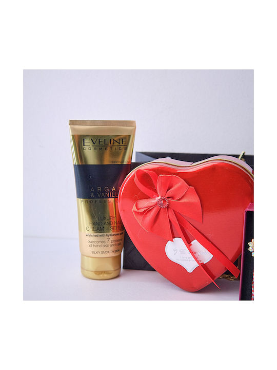 Set Cadou Tenderness Brosa Martisor Fluture Cremă De Mâini Eveline Argan Și Vanilie Ciocolată Ritter Sport Cacao Mousse Cutie Metalică Săpun Trandafiri Ursuleț De Pluș Plus În Geantă Elegantă Stil Poșetă Roșie
