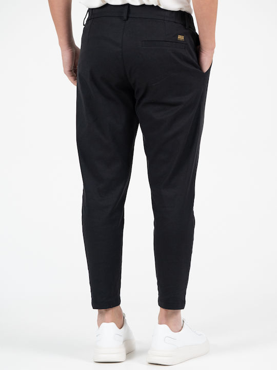 Trousers in Relaxed Fit Black