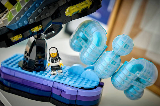 LEGO Ediții Nike Air Max 95 pentru 12+ Ani 1213 Bucăți