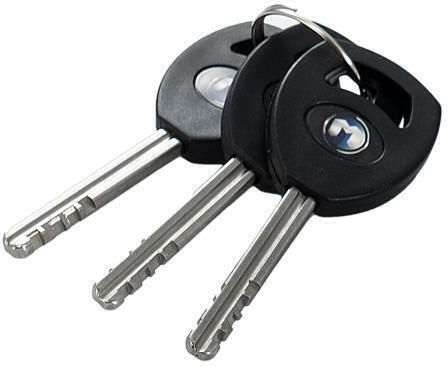Steel Monoblock Padlock with Key 90mm