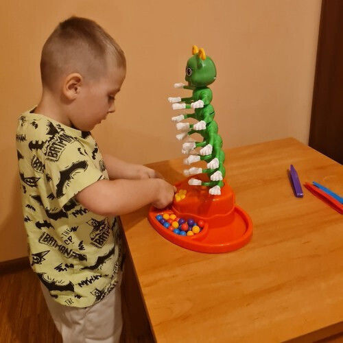 Επιτραπέζιο Παιχνίδι Dancing Caterpillar για 2-4 Παίκτες 4+ Ετών ZY12473QWS16 (EN)