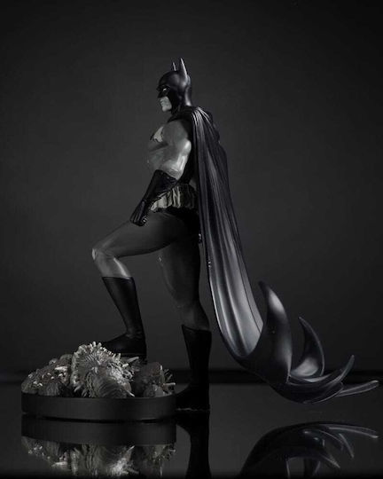 Dc Direct Statue 1/10 Batman By Bjorn Barends Black White 18 Cm