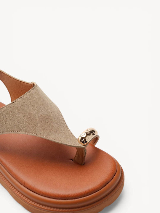 Beige Leder Flatforms Gold Detail Am Zeh