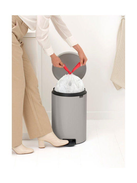 Brabantia Newicon Κάδος Απορριμμάτων Πλαστικός με Πεντάλ Γκρι 20lt