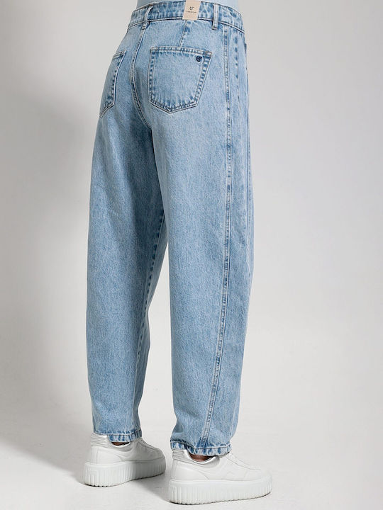 High Rise Women's Jean Pants in Slim Fit