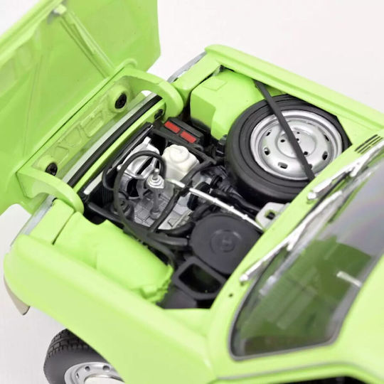 Renault R5 1972 Green Car Model 1:18