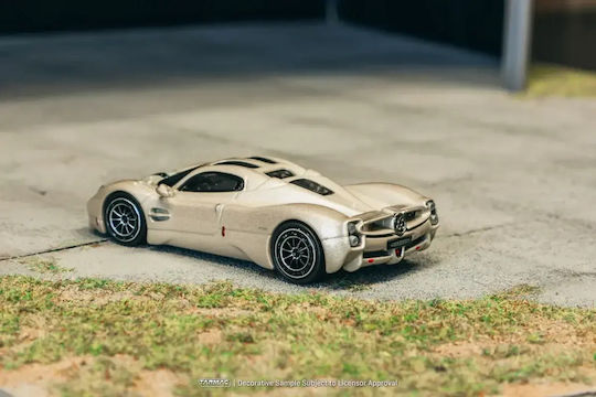 Car Model Pagani Utopia Rinascimento Scale 1:64 Tarmac Works