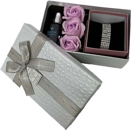 Set Cadou Glamour Femei Molton Brown Ylang-ylang Gel de Duș 100ml Brățară cu Pietre Semiprețioase Trei Trandafiri din Săpun în Cutie Cadou Albă 19x12x7 Cm