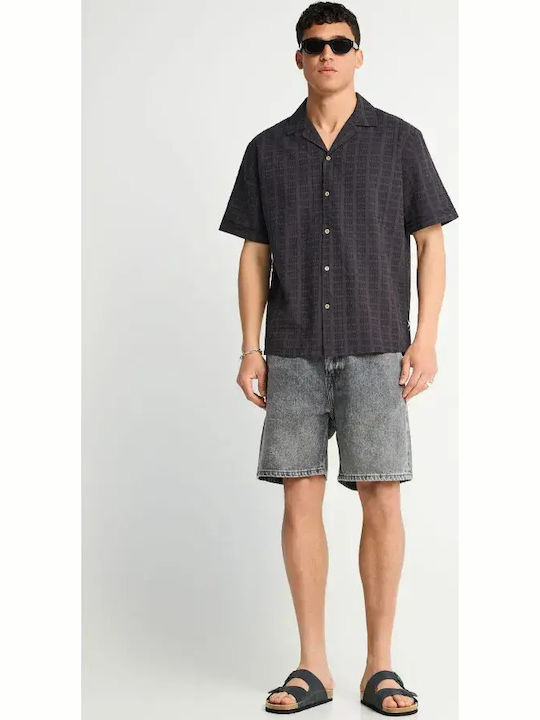 Short Sleeve Cotton Shirt in a Relaxed Fit Grey