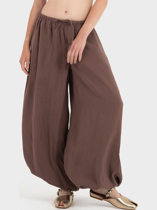 Women's Fabric Trousers in Balloon Leg Style Brown