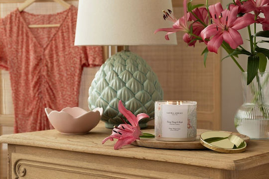 Laura Ashley Ароматична Свещ в Оранжев Буркан Laura Ashley Ароматична Свещ в Оранжев Буркан