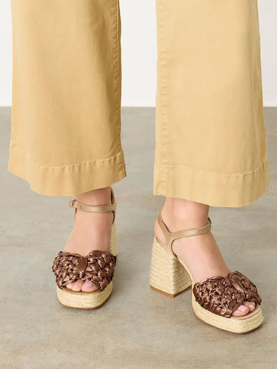 Yfasmátina Damen Sandalen Beige