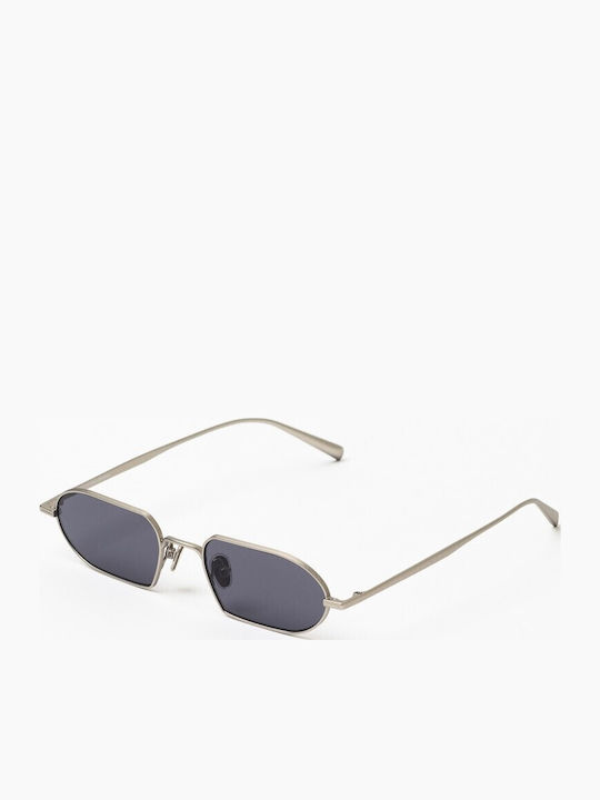 Common Sense Silver Sunglasses With Metallic Frame Common Sense Silver Sunglasses With Metallic Frame