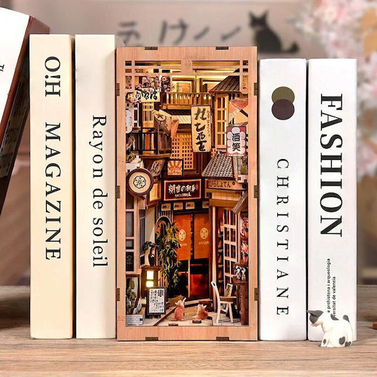 Miniature Book Nook House Maneki Neko Corner