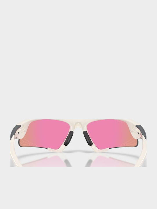 Oakley Men's Sunglasses with White Frame and Green Lens OO9532-08