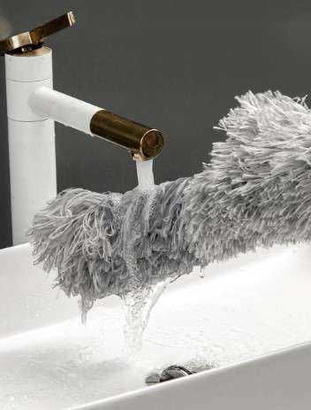 Telescopic Dust Brush Two Attachments