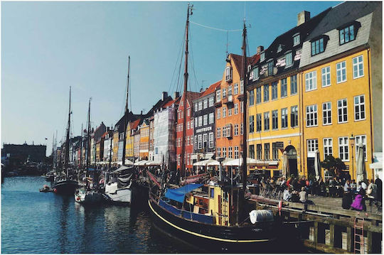 iLovePrints Gemälde Bunte Waterfront Gebäude 120x80
