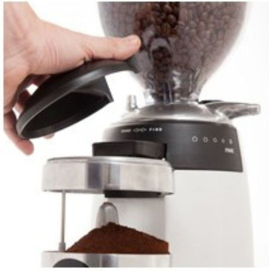 Compak K10 Conic PB Mühle für gewerbliche Kaffee mit Doser 800W mit X-Lagerkapazität 1.7kg Black