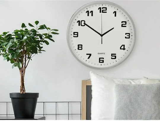 Silberne Analoge Wanduhr 20cm Leiser Quarzmechanismus Silberne Analoge Wanduhr 20cm Leiser Quarzmechanismus
