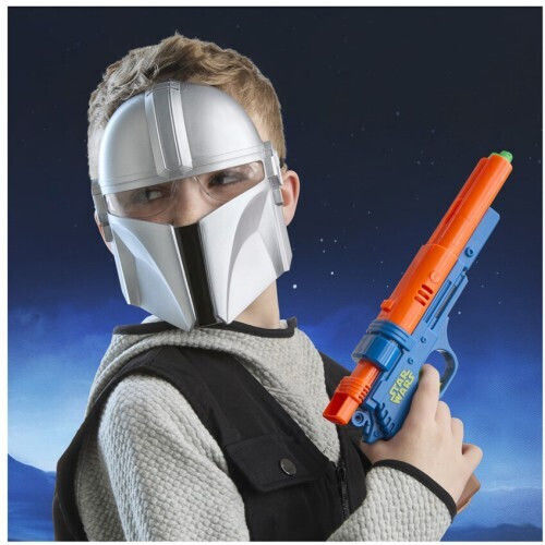 Hasbro Star Wars Blasters & Gauntlets Mando Gear Up Pack G2527