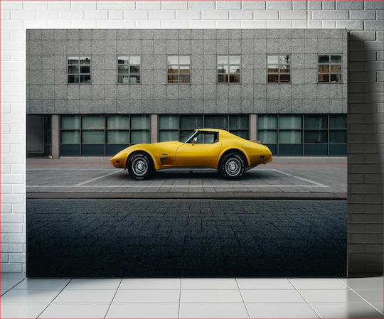 Yellow Vintage Car In Urban Setting Κίτρινο Vintage Αυτοκίνητο Σε Αστικό Περιβάλλον σε Καμβά