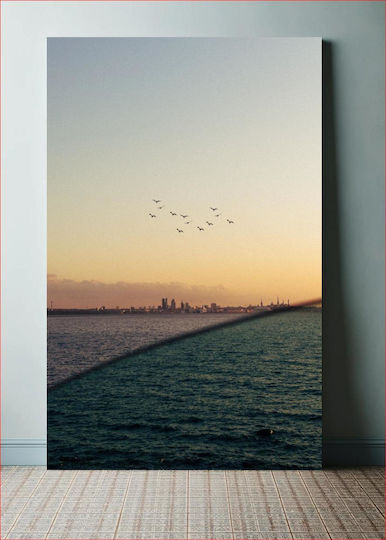 City Across The Sea At Sunset Πόλη Απέναντι Από Τη Θάλασσα Στο Ηλιοβασίλεμα σε Καμβά City Across The Sea At Sunset Πόλη Απέναντι Από Τη Θάλασσα Στο Ηλιοβασίλεμα σε Καμβά