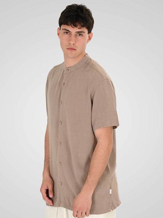 Rebase Short Sleeve Shirt in Regular Fit Sand