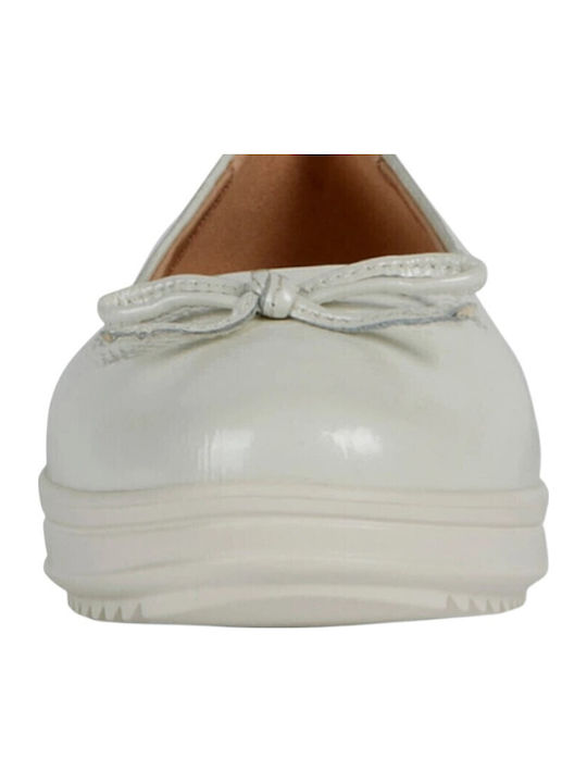 Kids Ballerinas with Hoop & Loop Closure Leather White