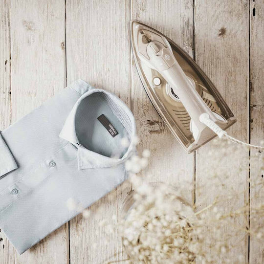 Camry Steam Iron 3000W with Ceramic Plate and Continuous Steam Supply 75gr/min