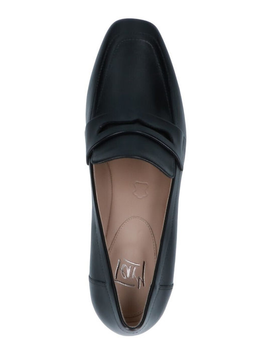 Women's Moccasins in Black Colour