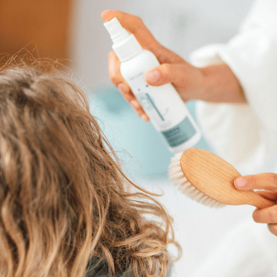Naïf Copii Balsam pentru Descurcare Ușoară în Formă de Spray 150ml