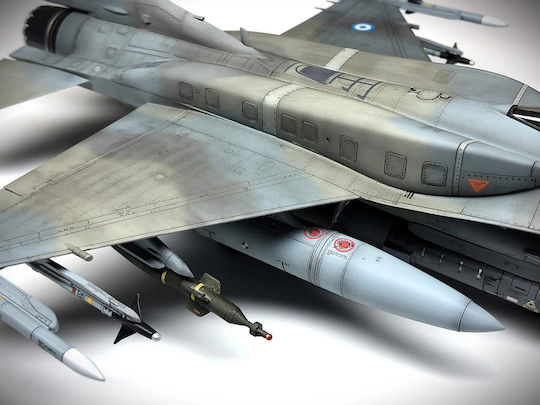 Kinetic Военновъздушни Сили На Гърция F-16c Block 52 + Cft Мащаб 1:48 K48152