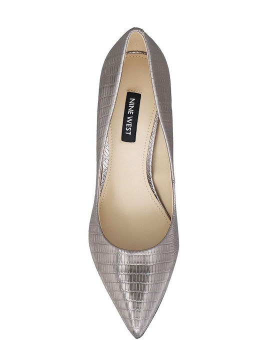 Damentyp Pumps mit Hochem Absatz Graues