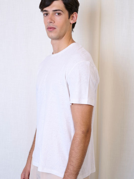 T-shirt White