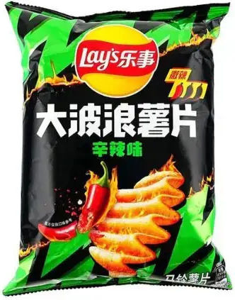 Lay's Big Wave Spicy Flavor Potato Chips 70g