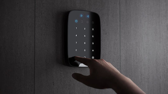 Ajax Systems Keypad Plus Безжично Клавиатура за Аларма Touch в Бял Цвят 38253.83.WH1