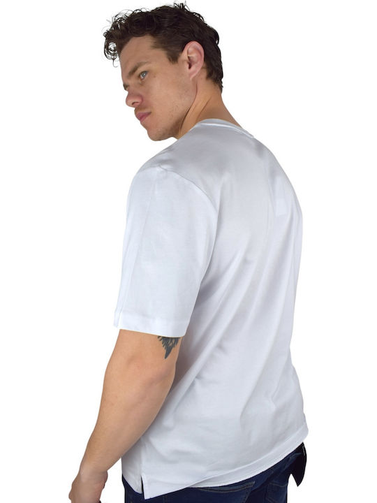 T-shirt White