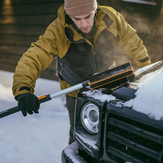 Fiskars Стъргалка за лед за кола С четка